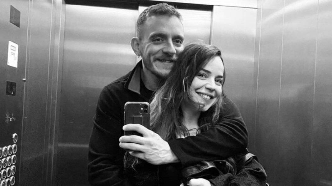 Aşk-ı Memnu dizisi Cemile'nin sevgilisi bakın kim çıktı? Ünlü oyuncuyla sevgili olduğunu görenler çok şaşıracak 4